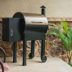 Traeger Lil'Tex Elite 22 Wood Pellet Grill Bronze -The Grill Spot 230532fa ae93 4efd 95d1 d5f3a657623d
