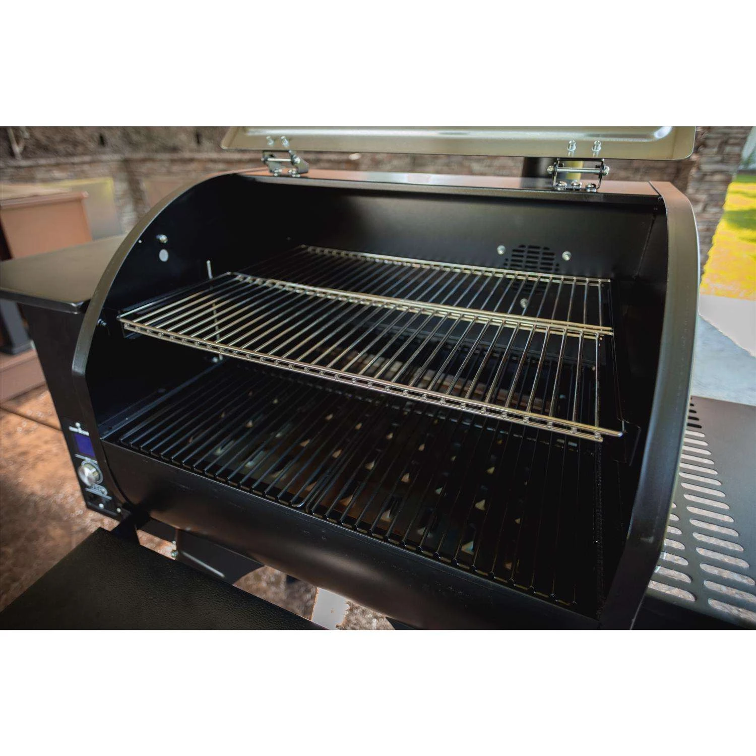 Camp Chef SmokePro Wood Pellet Bluetooth And WiFi Grill And Smoker Black 6 Camp Chef SmokePro Wood Pellet Bluetooth And WiFi Grill And Smoker Black - Image 6