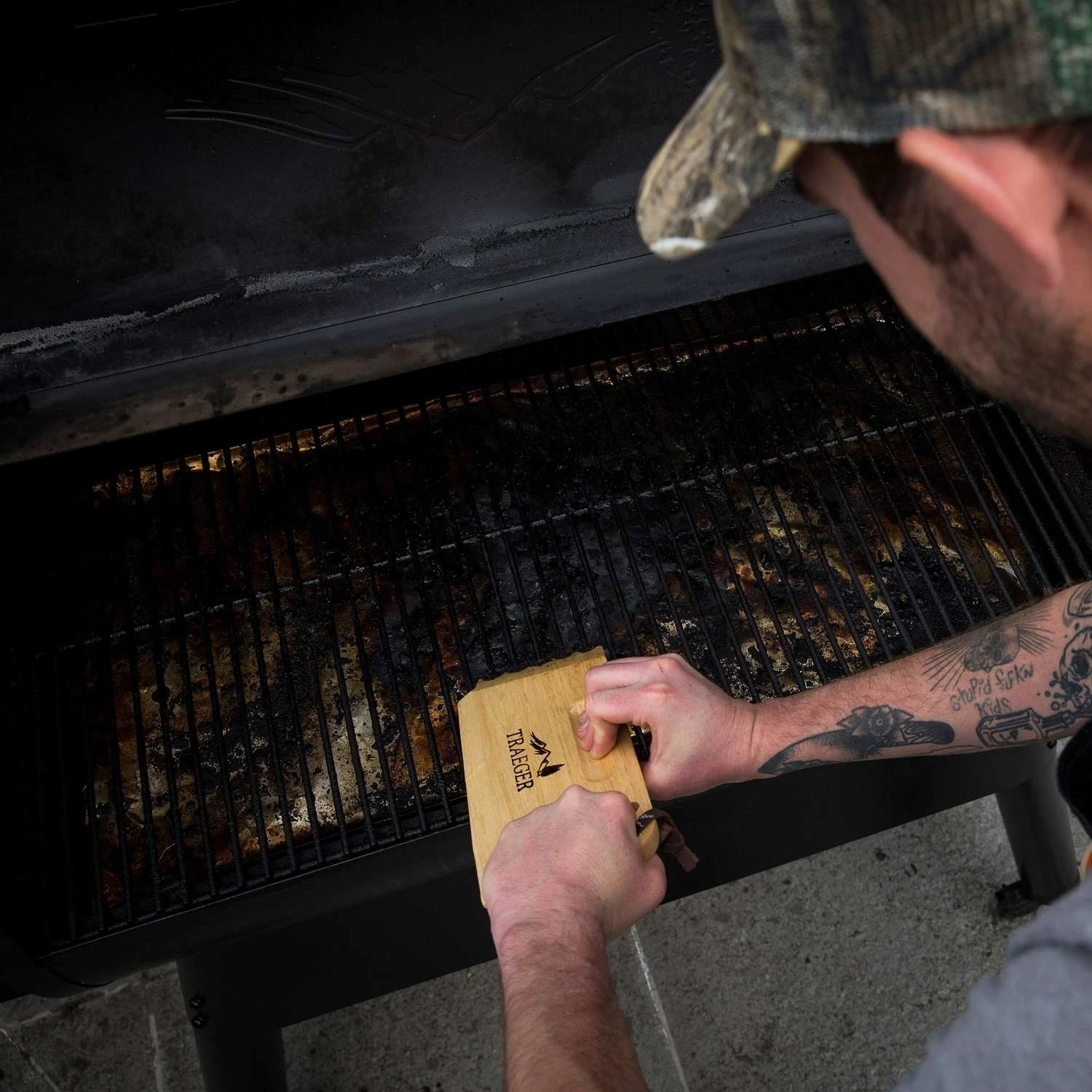 Traeger Grill Scraper 1 Pk 4 Traeger Grill Scraper 1 Pk - Image 4