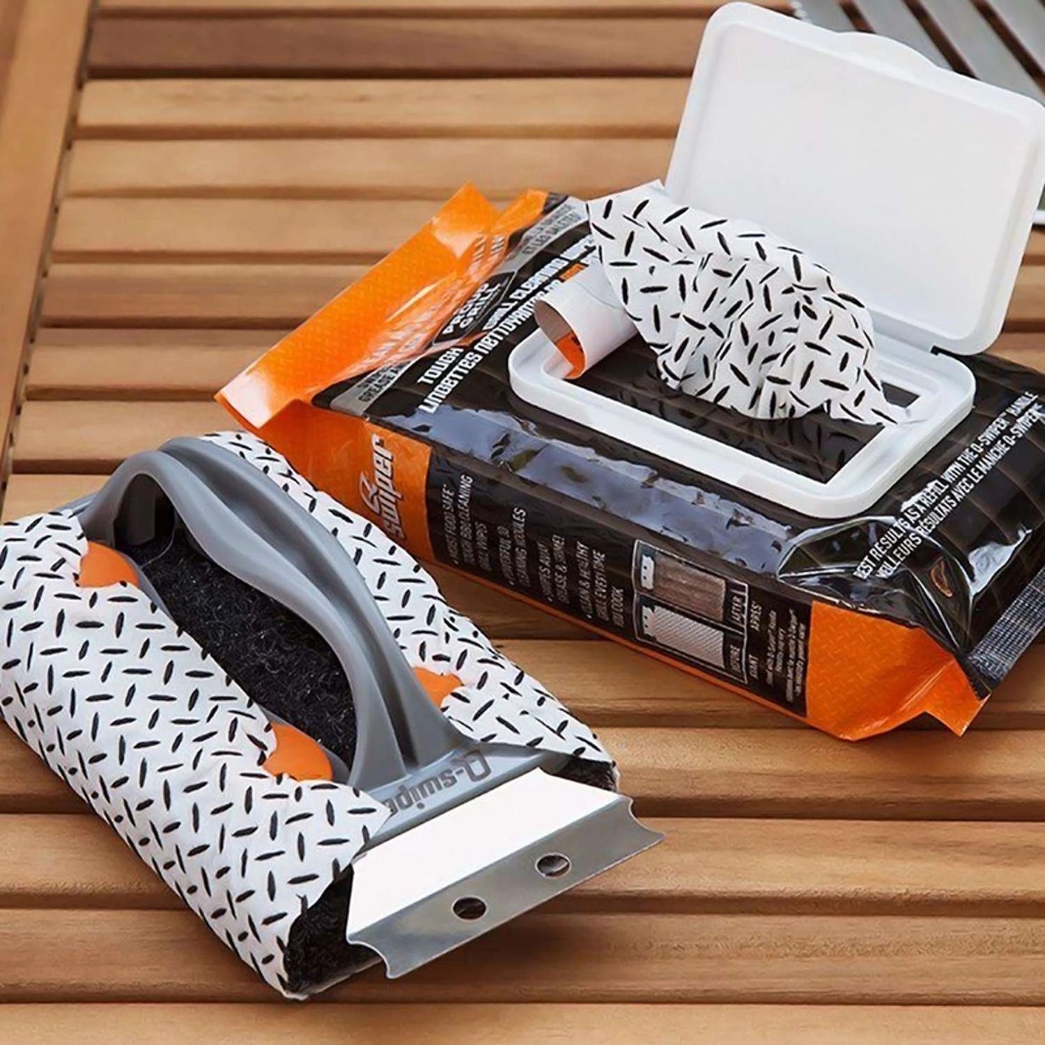 Proud Grill Q-Swiper Grill Cleaning Kit 7 In. H X 3 In. L X 3.4 In. W 26 Pc 2 Proud Grill Q-Swiper Grill Cleaning Kit 7 In. H X 3 In. L X 3.4 In. W 26 Pc - Image 2