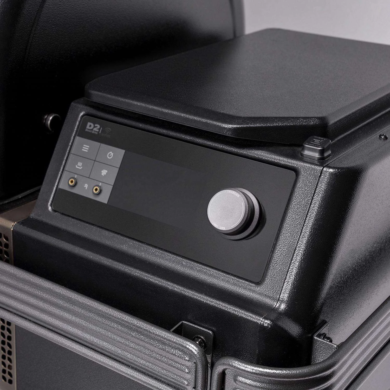 Traeger Ironwood Wood Pellet Grill And Smoker Black 4 Traeger Ironwood Wood Pellet Grill And Smoker Black - Image 4