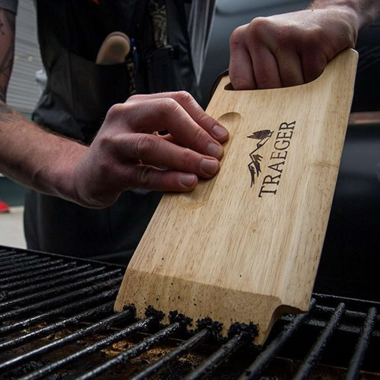 Traeger Grill Scraper 1 Pk 3 Traeger Grill Scraper 1 Pk - Image 3