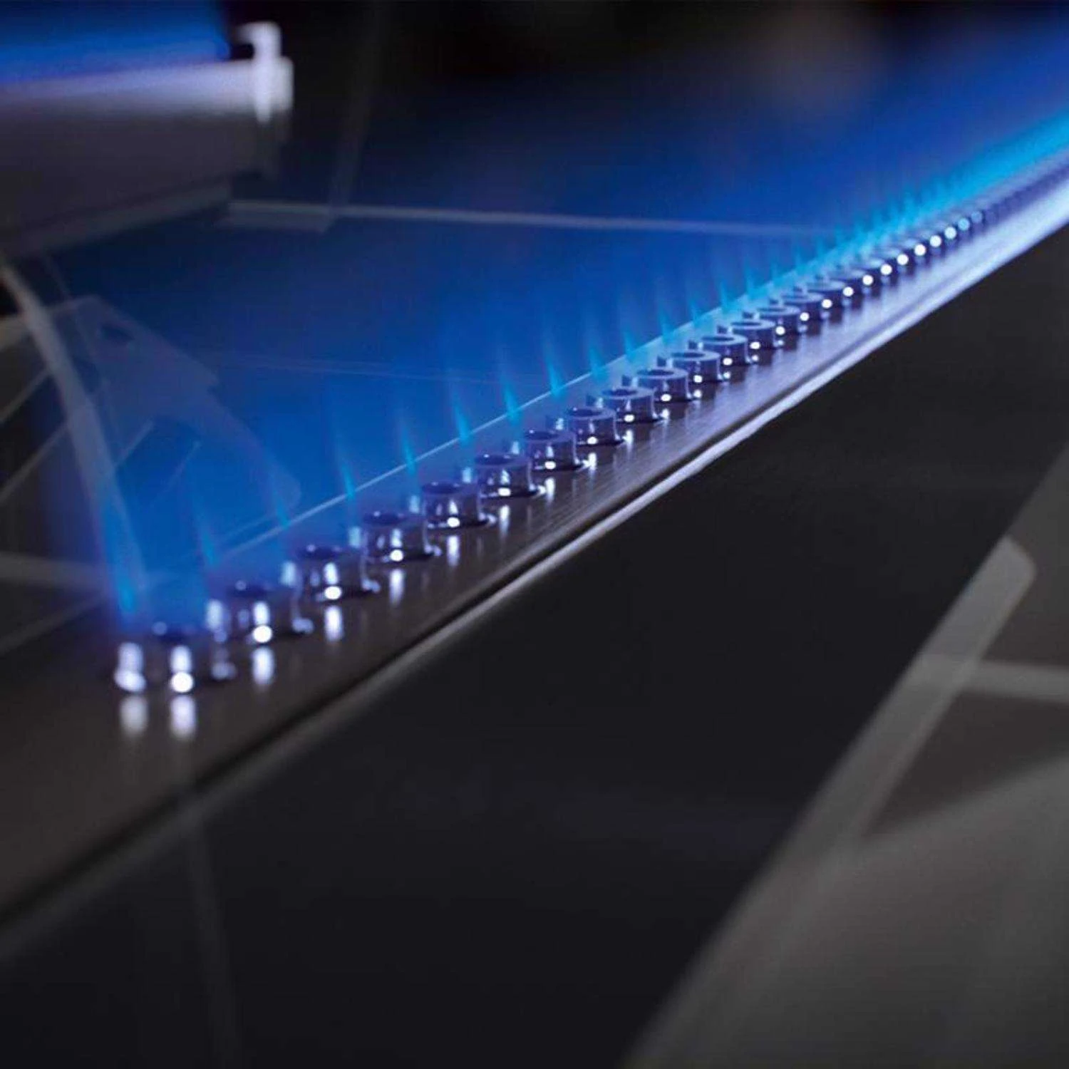 Weber Genesis SX-335 3 Burner Natural Gas WiFi Grill Stainless Steel 4 Weber Genesis SX-335 3 Burner Natural Gas WiFi Grill Stainless Steel - Image 4